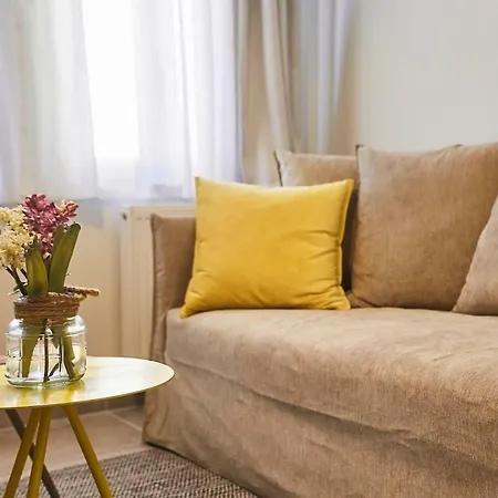 Ferienwohnung Live Like A Local In A Vintage 1Bdr Near Acropolis Athen Exterior foto