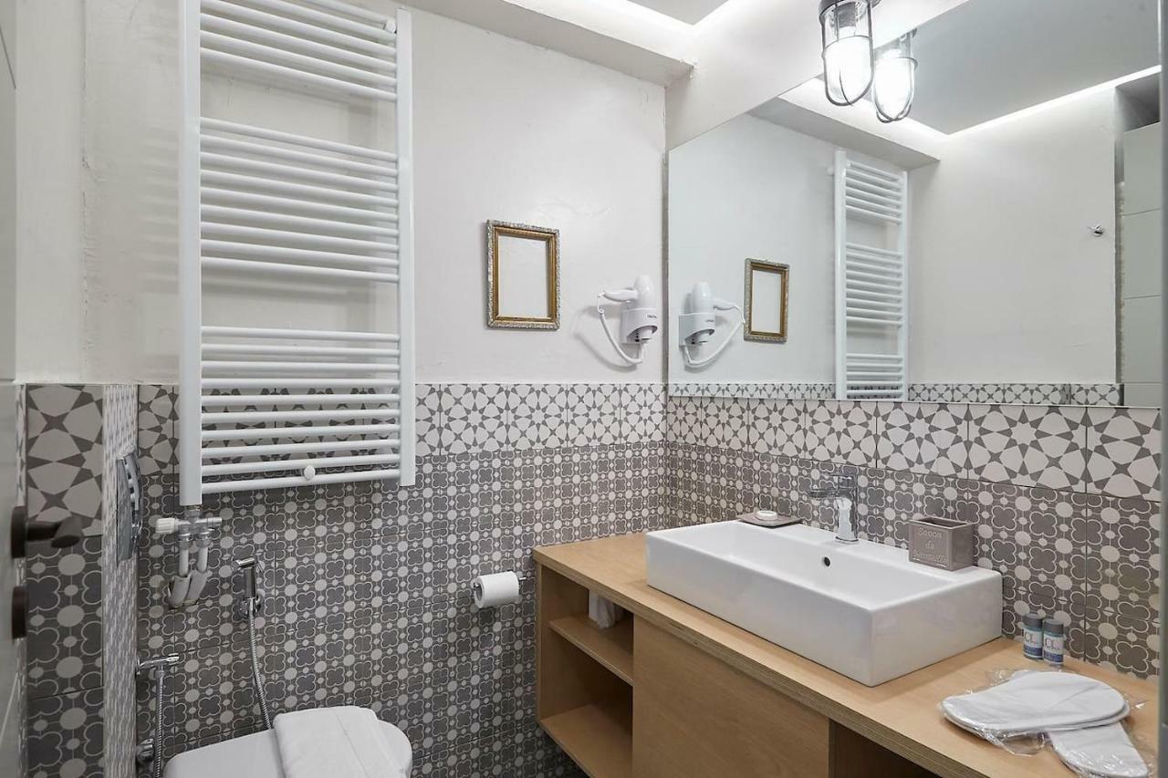 Live Like A Local In A Vintage 1bdr Near Acropolis Athens